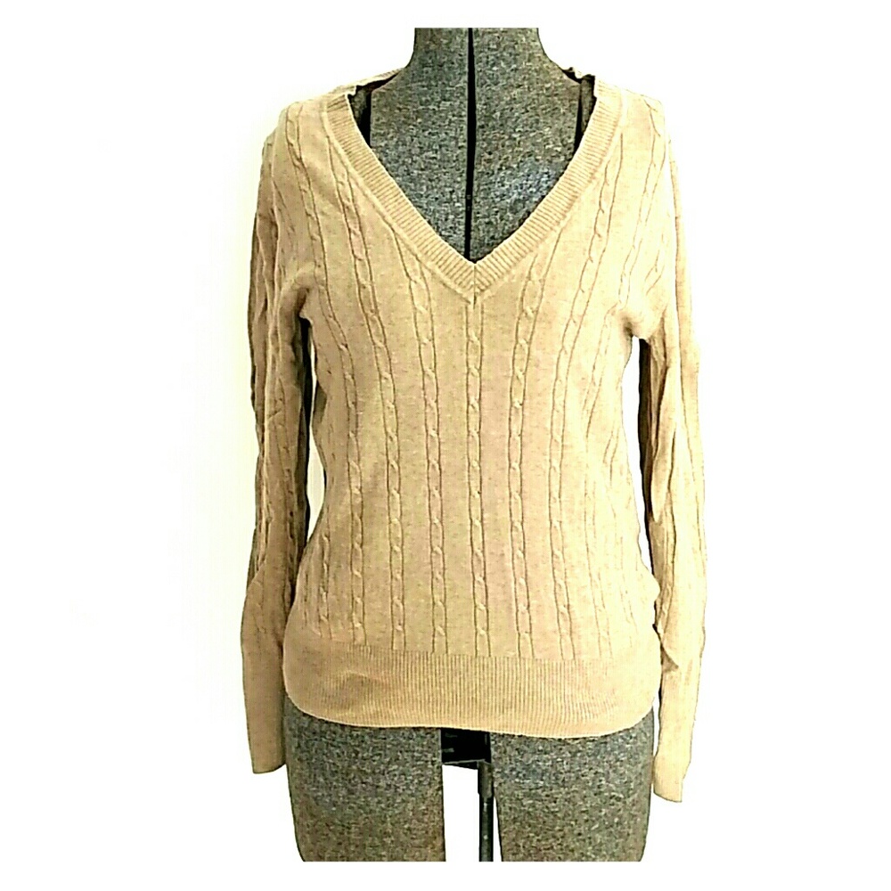 V neck sweater